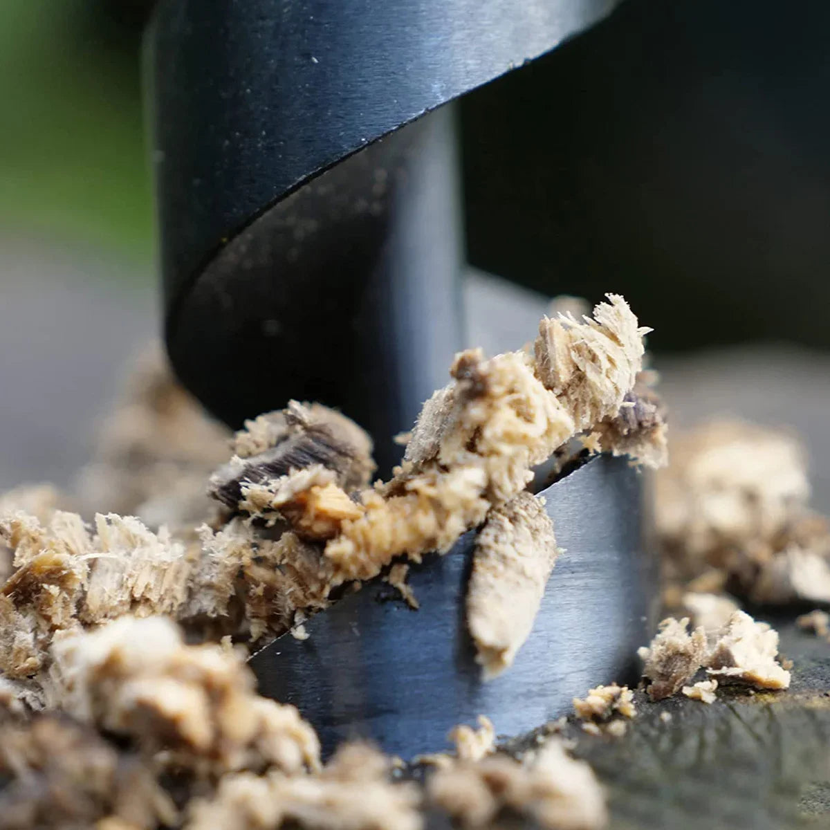 Bushcraft Hand Drill Carbon Steel Manual Auger Drill Portable Manual Survival Drill Bit Self-Tapping Survival Wood Punch Tool